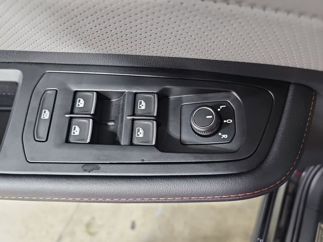 2025 Volkswagen Atlas Atlas Peak Edition - Photo 30