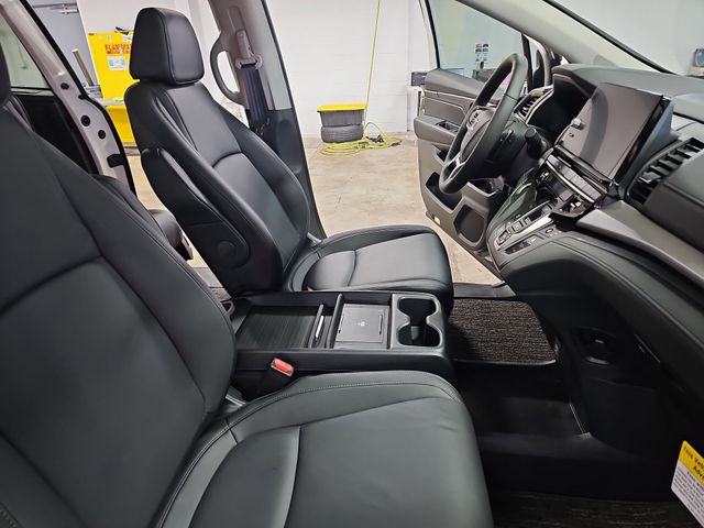 2026 Honda Odyssey EX-L - Photo 10