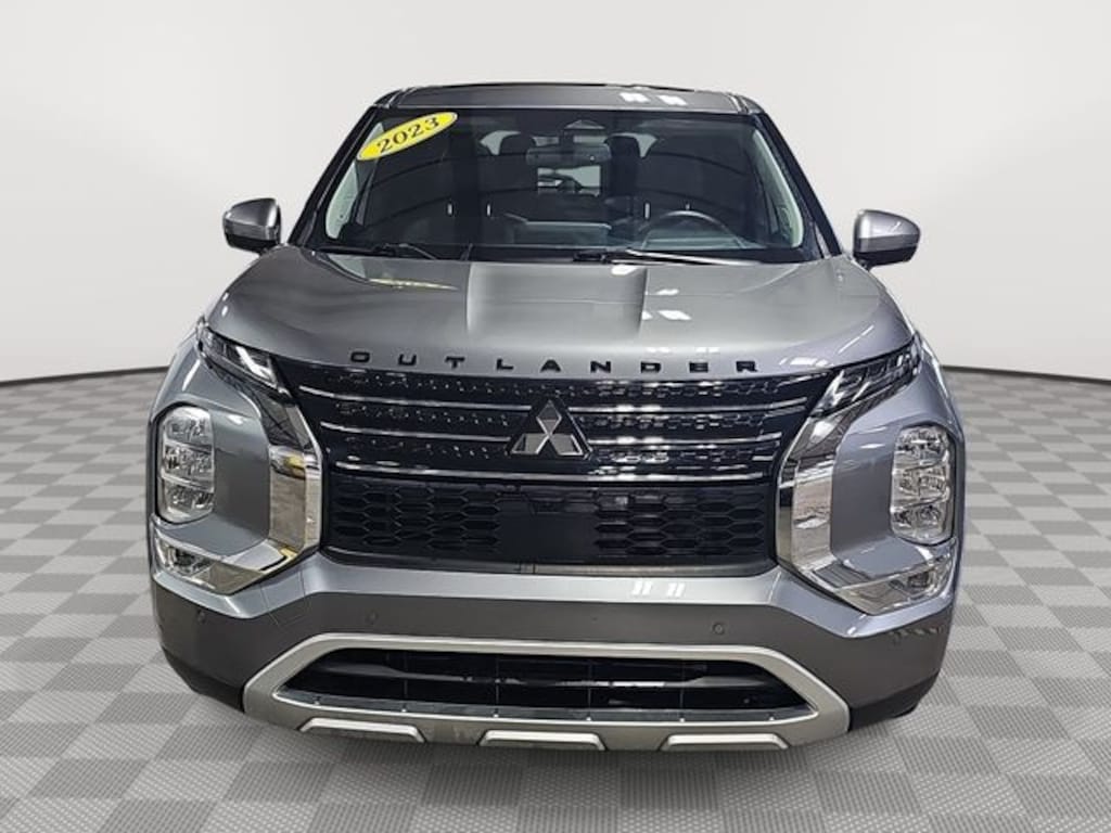 Used 2023 Mitsubishi Outlander SE SUV