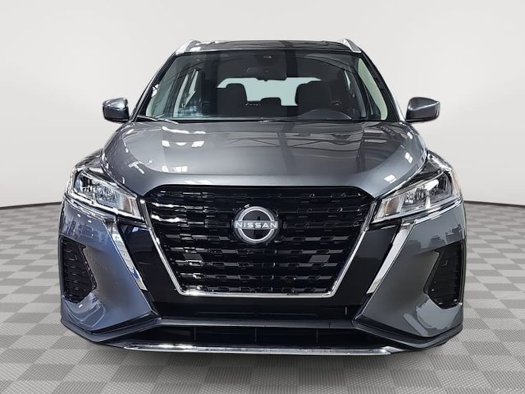 Used 2024 Nissan Kicks SV SUV