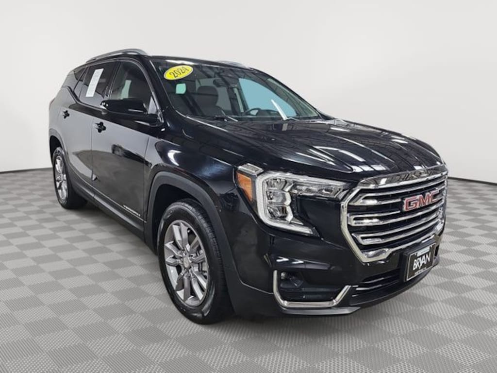 Used 2024 GMC Terrain SLT SUV