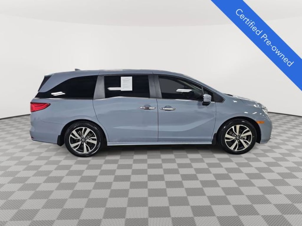 Certified 2024 Honda Odyssey Touring Van