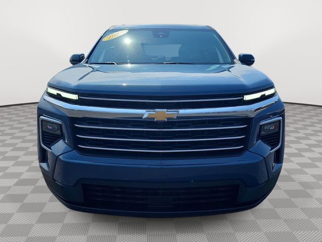 Used 2025 Chevrolet Traverse LT SUV