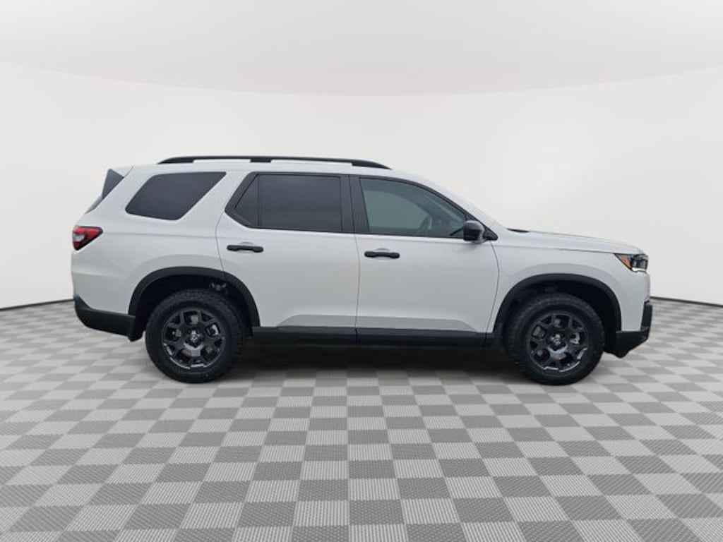 New 2026 Honda Pilot TrailSport SUV
