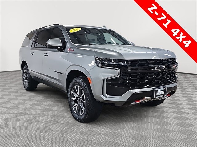 2024 Chevrolet Suburban Z71 photo 2