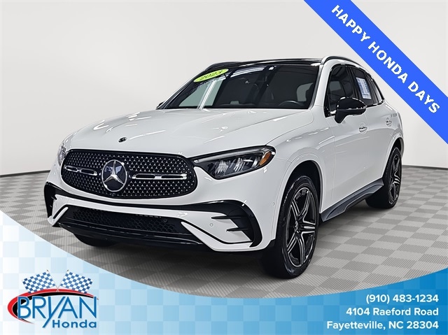 2023 Mercedes-Benz GLC GLC 300's photo