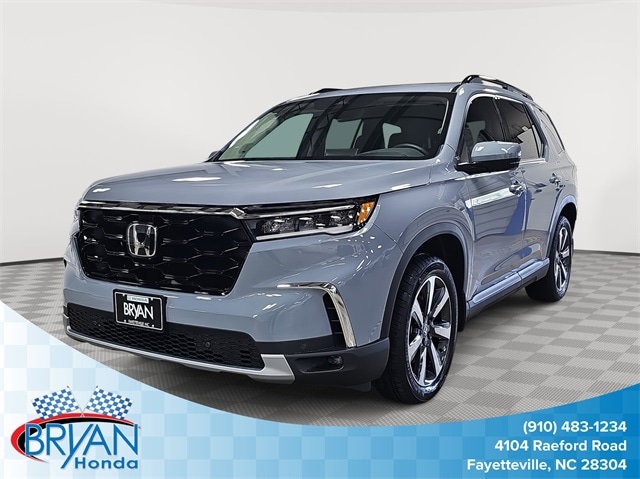 2025 Honda Pilot Touring's photo