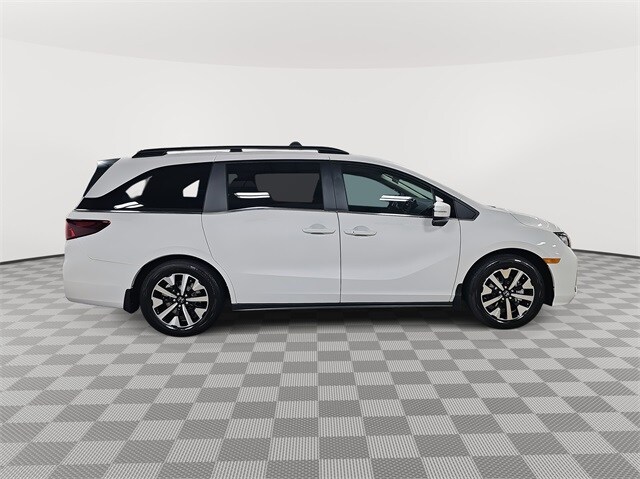 2026 Honda Odyssey EX-L photo 4