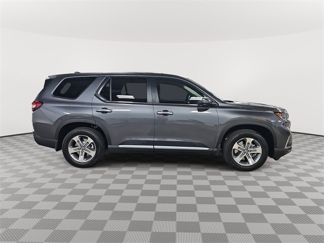 2025 Honda Pilot EX-L photo 3