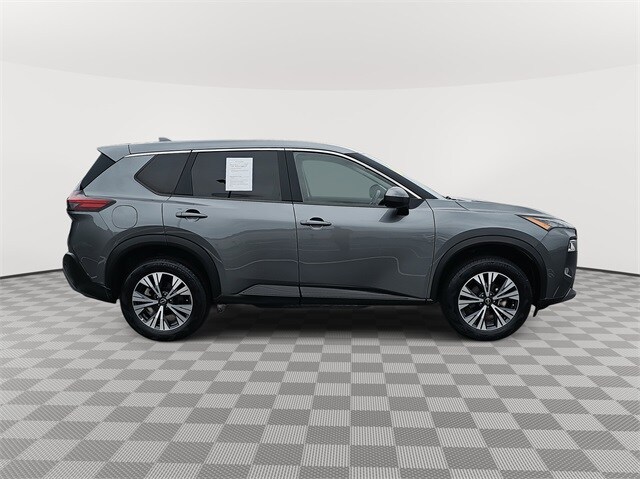 2023 Nissan Rogue SV photo 4