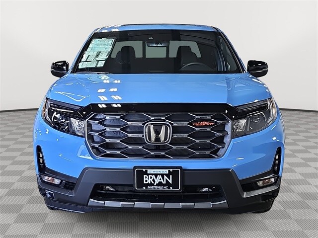 2025 Honda Ridgeline TrailSport photo 2