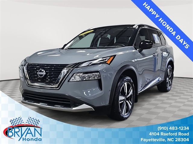 2023 Nissan Rogue Platinum's photo