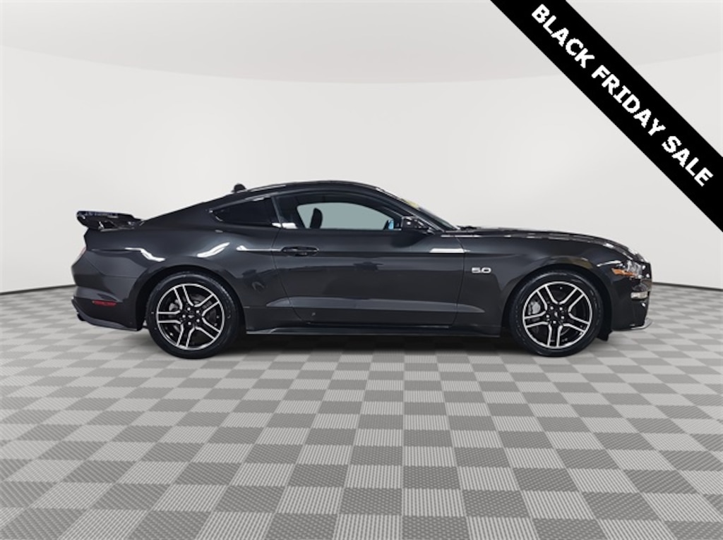Used 2022 Ford Mustang Coupe