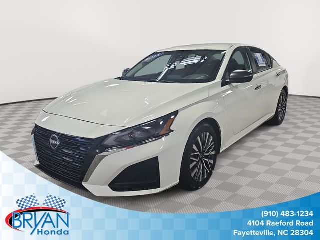 2025 Nissan Altima 2.5 SV Sedan