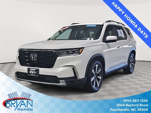 2025 Honda Pilot Elite's photo