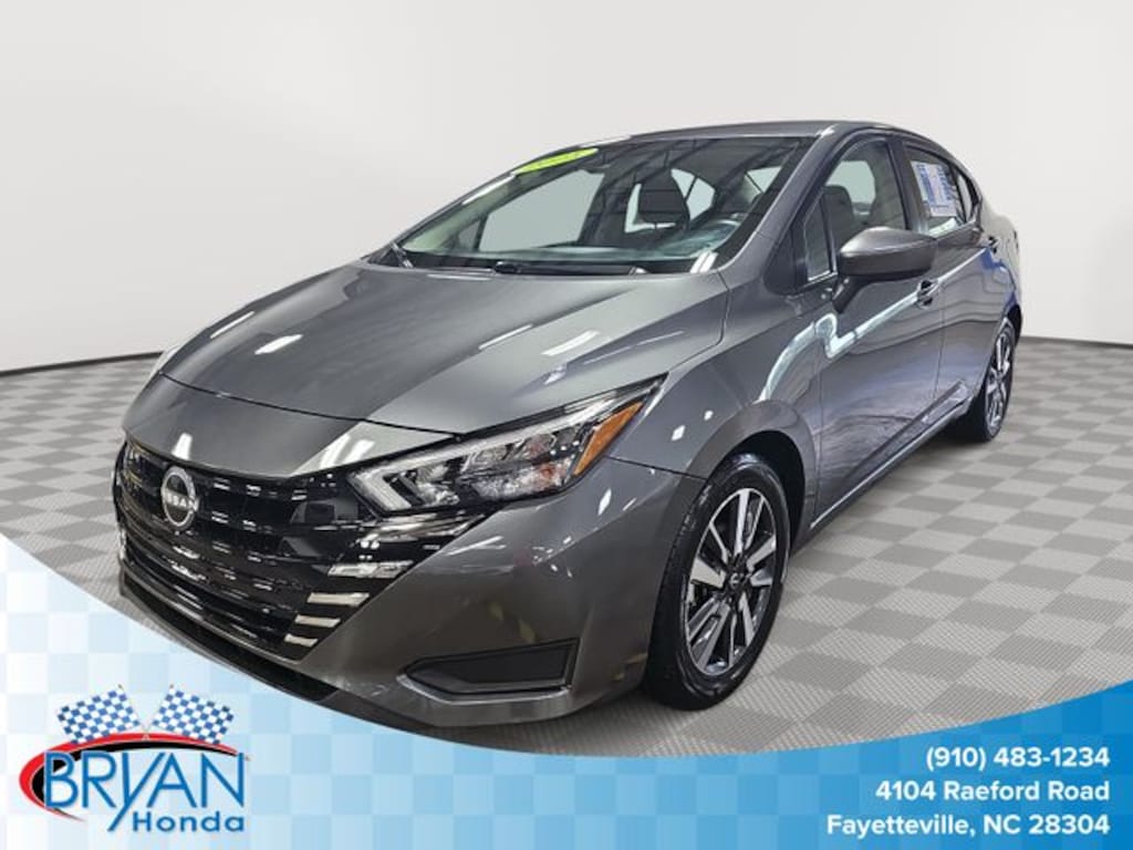 Used 2025 Nissan Versa 1.6 SV Sedan