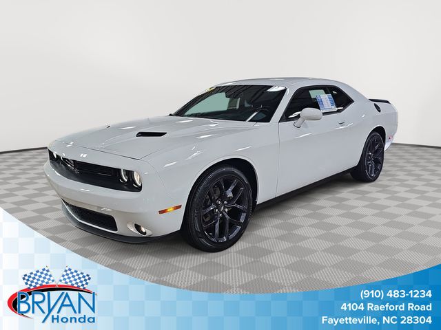 2023 Dodge Challenger SXT Auto's photo