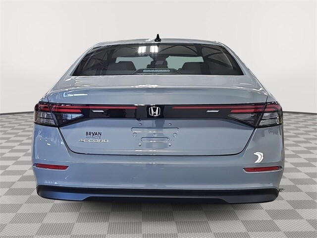 2025 Honda Accord SE photo 2