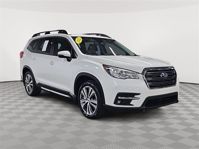 2022 Subaru Ascent Limited photo 3