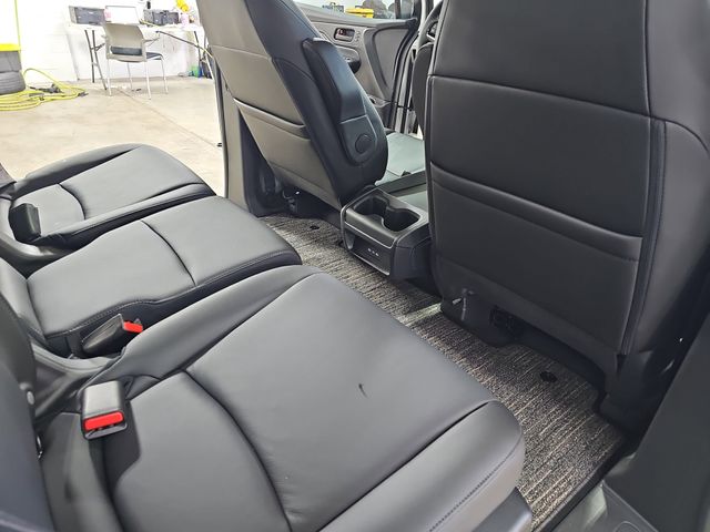 2026 Honda Odyssey EX-L - Photo 11