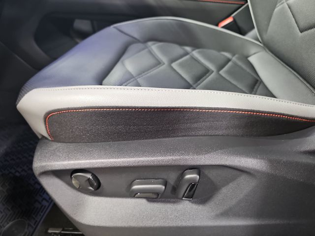 2025 Volkswagen Atlas Atlas Peak Edition - Photo 31