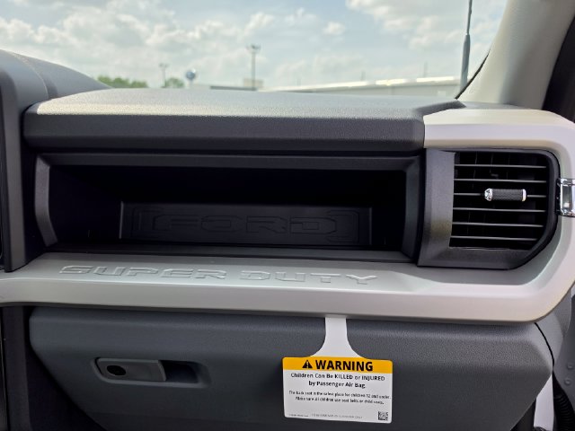 2026 Ford F-350 Super Duty XL - Photo 14