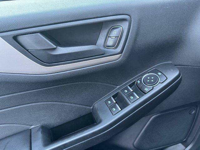 2022 Ford Escape SE - Photo 18