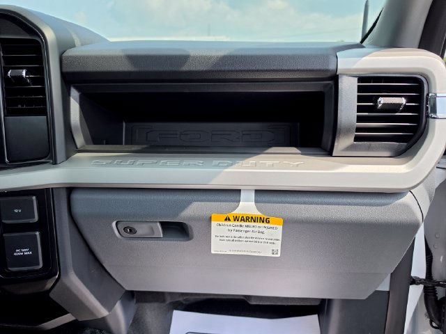 2026 Ford F-250 Super Duty XL - Photo 14