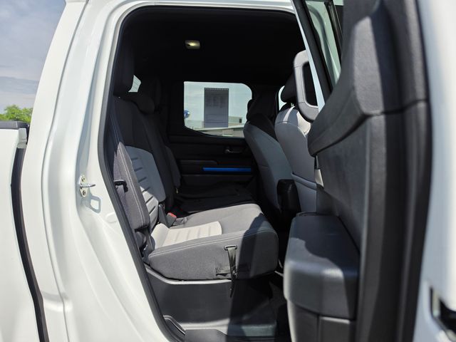 2025 Toyota Tacoma TRD Off Road - Photo 13