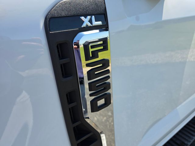 2026 Ford F-250 Super Duty XL - Photo 9