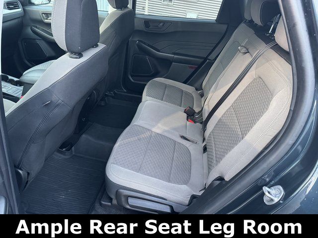 2022 Ford Escape SE - Photo 13