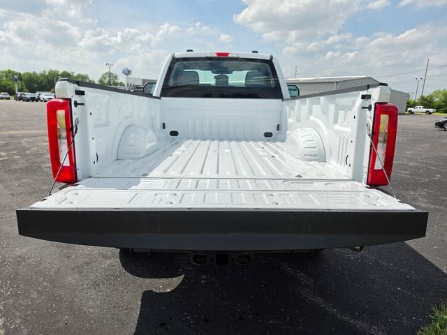 2026 Ford F-350 Super Duty XL - Photo 11