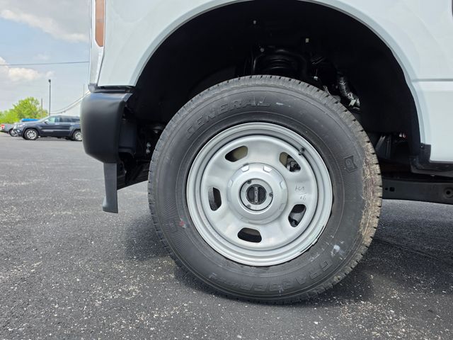 2026 Ford F-350 Super Duty XL - Photo 27