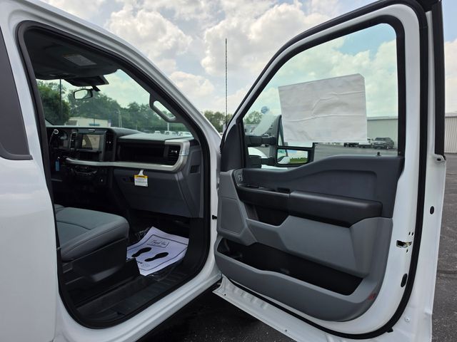 2026 Ford F-350 Super Duty XL - Photo 12