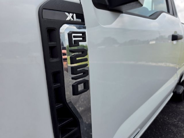 2026 Ford F-250 Super Duty XL - Photo 25