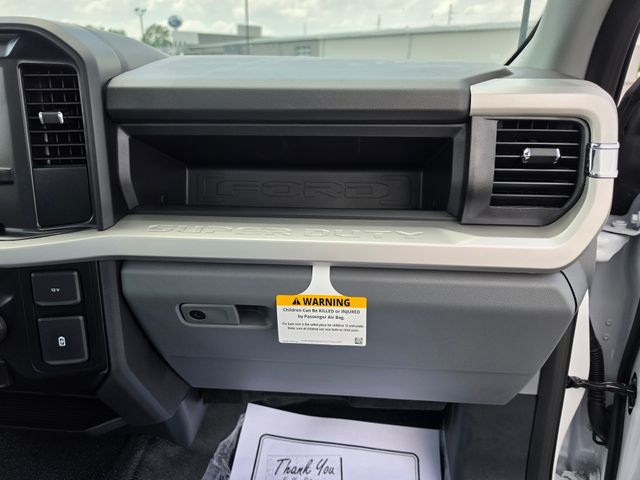 2026 Ford F-350 Super Duty XL - Photo 14