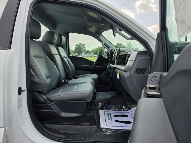 2026 Ford F-350 Super Duty XL - Photo 13