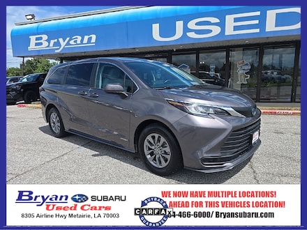 2021 Toyota Sienna LE Van