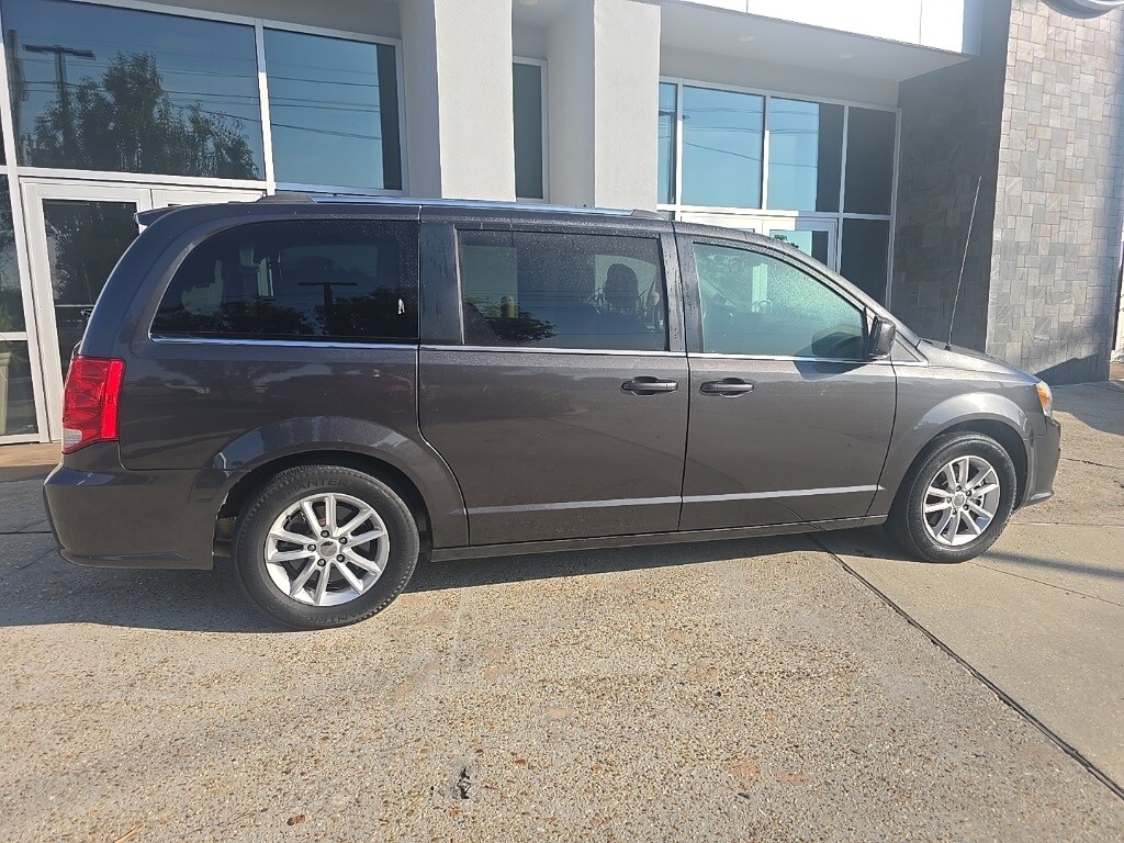 2019 Dodge Grand Caravan SXT photo 3
