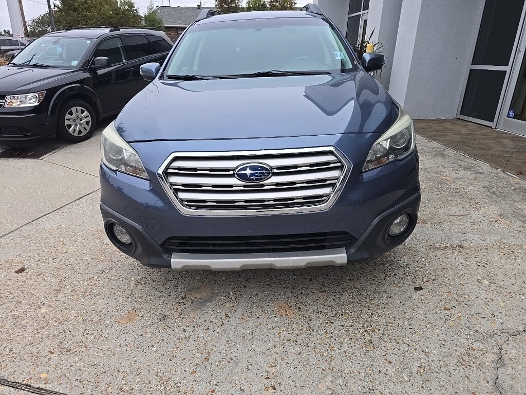 2016 Subaru Outback 2.5i Limited photo 2