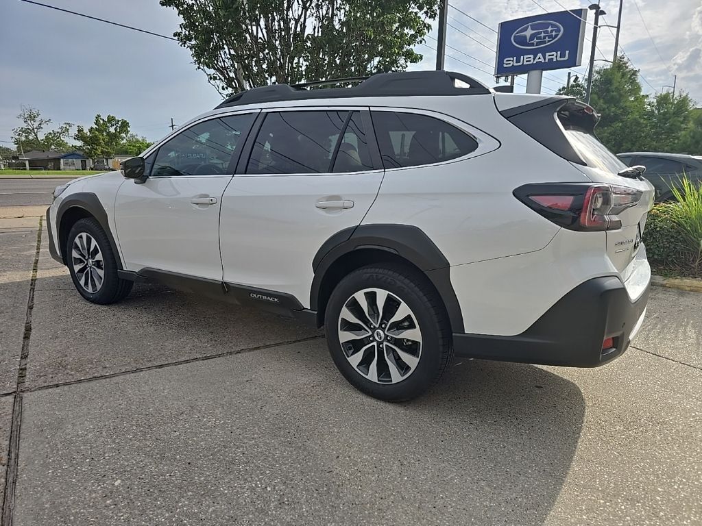 2024 Subaru Outback Limited - Photo 8