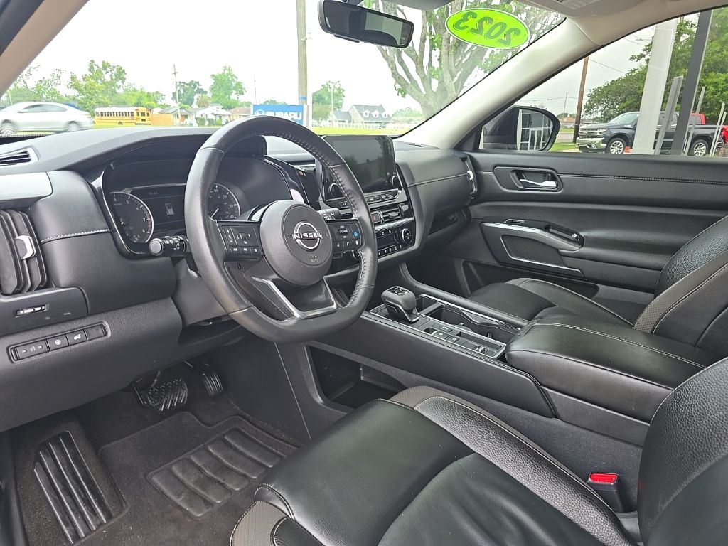 2023 Nissan Pathfinder SL - Photo 14