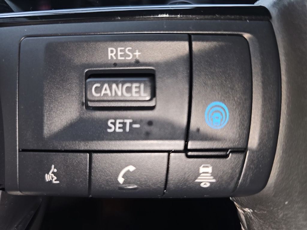 2023 Nissan Pathfinder SL - Photo 22