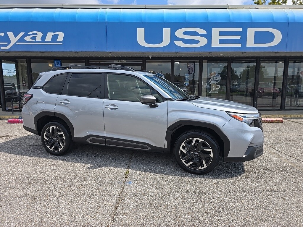 2025 Subaru Forester Limited photo 2
