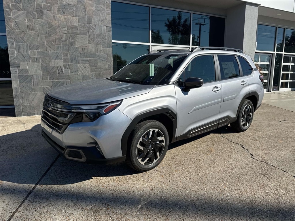 2025 Subaru Forester Limited's photo