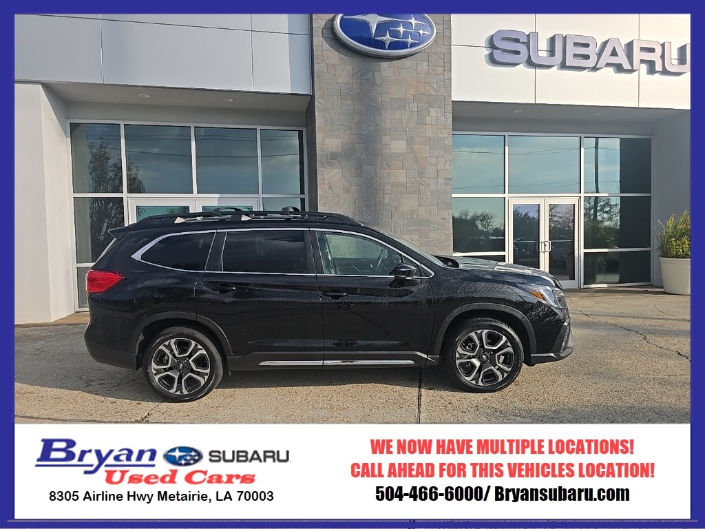 2025 Subaru Ascent Limited's photo