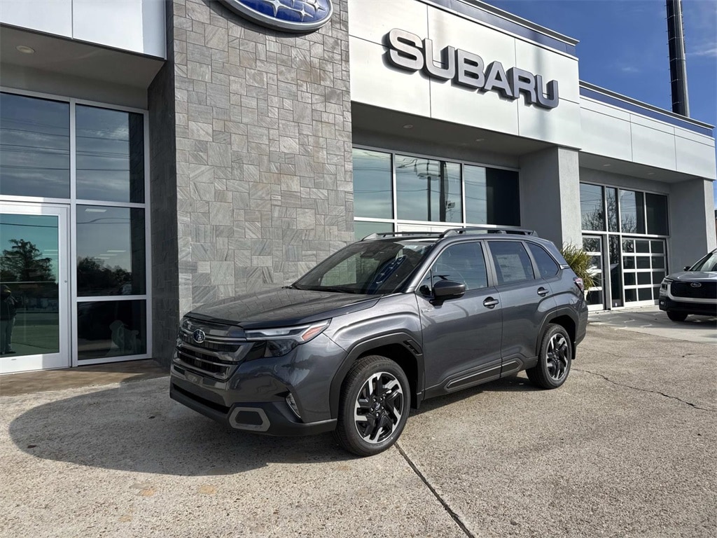 2025 Subaru Forester Limited's photo