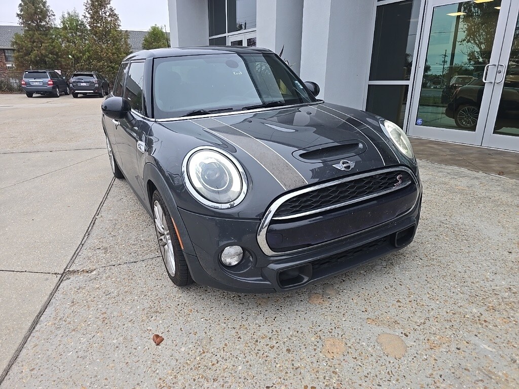 2015 Mini Cooper 4 Door Hardtop Base photo 3