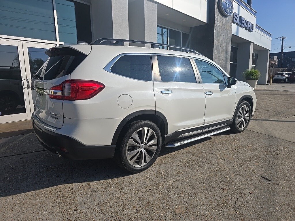 2020 Subaru Ascent Touring photo 4