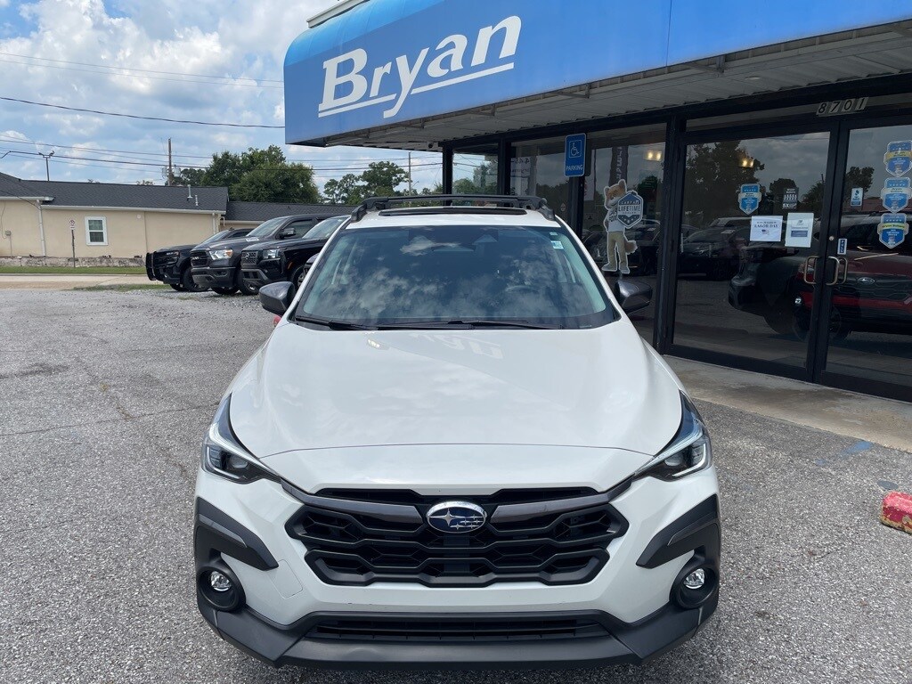 2024 Subaru Crosstrek Limited photo 2
